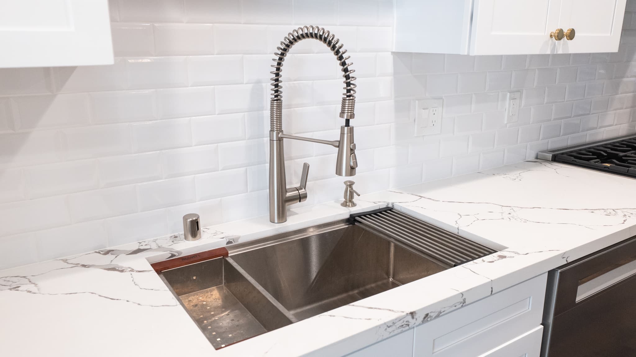 Kitchen Remodel in Roseville — undermount sink, quartz countertop, subway tile backsplash, shaker cabinets, stainless appliances
